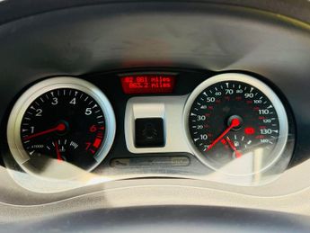 Renault Clio 1.2 I-Music Euro 5 5dr