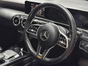 Mercedes-Benz A Class 1.5 A180d Sport 7G-DCT Euro 6 (s/s) 5dr