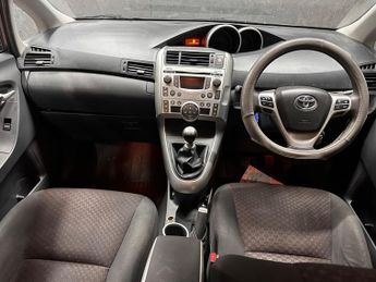 Toyota Verso 2.0 D-4D TR Euro 5 5dr