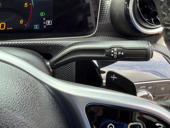 Mercedes-Benz A Class 1.5 A180d Sport (Executive) Hatchback 5dr Diesel 7G-DCT Euro 6 (