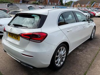 Mercedes-Benz A Class 1.5 A180d Sport (Executive) Hatchback 5dr Diesel 7G-DCT Euro 6 (