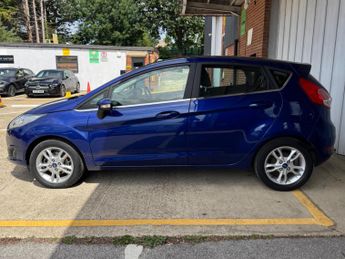 Ford Fiesta 1.0T EcoBoost Zetec Powershift Euro 6 5dr