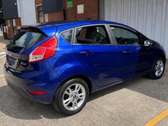 Ford Fiesta 1.0T EcoBoost Zetec Powershift Euro 6 5dr