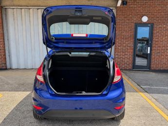Ford Fiesta 1.0T EcoBoost Zetec Powershift Euro 6 5dr
