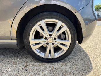 Mercedes-Benz A Class 2.1 A200d Sport (Premium Plus) 7G-DCT Euro 6 (s/s) 5dr