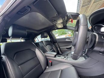 Mercedes-Benz A Class 2.1 A200d Sport (Premium Plus) 7G-DCT Euro 6 (s/s) 5dr