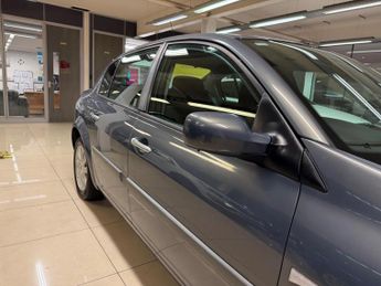 Renault Megane 1.6 VVT Dynamique 4dr
