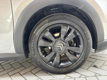 Citroen C3 1.2 PureTech PLUS EAT6 Euro 6 (s/s) 5dr
