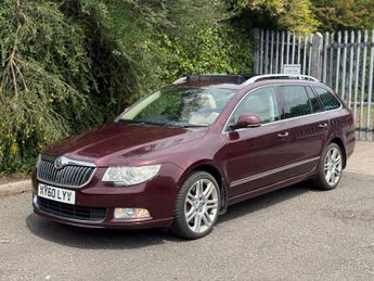 Skoda Superb 3.6 V6 Elegance DSG 4WD Euro 5 5dr
