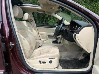 Skoda Superb 3.6 V6 Elegance DSG 4WD Euro 5 5dr