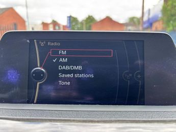 BMW 3 Series 2.0 320d Luxury Auto Euro 5 (s/s) 4dr