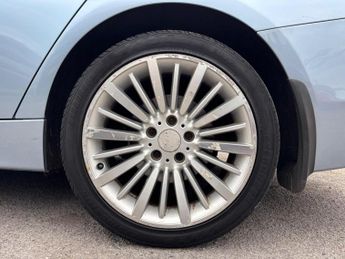 BMW 3 Series 2.0 320d Luxury Auto Euro 5 (s/s) 4dr