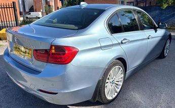 BMW 3 Series 2.0 320d Luxury Auto Euro 5 (s/s) 4dr