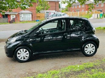 Toyota AYGO 1.0 VVT-i Black Hatchback 3dr Petrol Manual Euro 4 (AC) (67 bhp)
