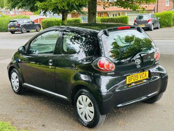 Toyota AYGO 1.0 VVT-i Black Hatchback 3dr Petrol Manual Euro 4 (AC) (67 bhp)