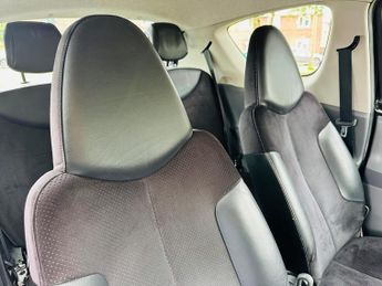 Toyota AYGO 1.0 VVT-i Black Hatchback 3dr Petrol Manual Euro 4 (AC) (67 bhp)