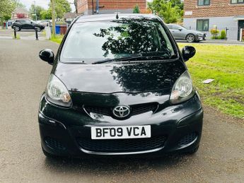 Toyota AYGO 1.0 VVT-i Black Hatchback 3dr Petrol Manual Euro 4 (AC) (67 bhp)
