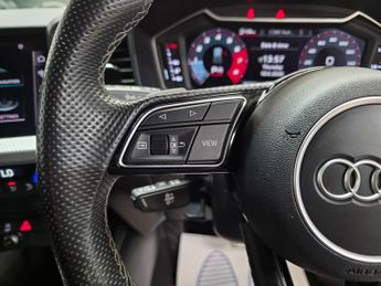 Audi A1 2.0 TFSI 40 S line Competition Sportback S Tronic Euro 6 (s/s) 5