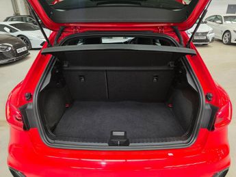 Audi A1 2.0 TFSI 40 S line Competition Sportback S Tronic Euro 6 (s/s) 5