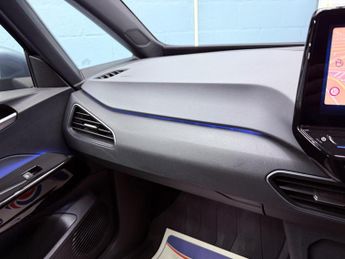 Volkswagen ID.3 Pro 58kWh Life Auto 5dr