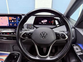 Volkswagen ID.3 Pro 58kWh Life Auto 5dr