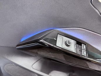 Volkswagen ID.3 Pro 58kWh Life Auto 5dr