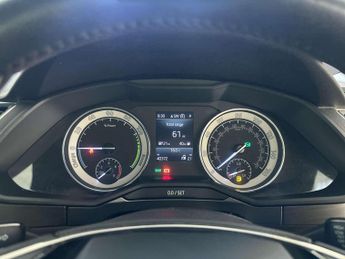 Skoda Superb 1.4 TSI iV 13kWh SE L Hatchback 5dr Petrol Plug-in Hybrid DSG Eu