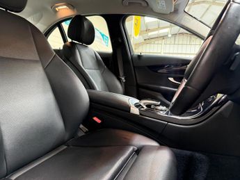 Mercedes-Benz C Class 2.0 C200 SE 7G-Tronic+ Euro 6 (s/s) 4dr