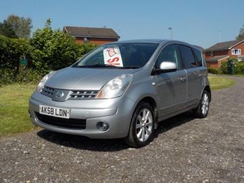 Nissan Note 1.6 16V Tekna Auto Euro 4 5dr