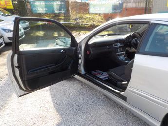Mercedes-Benz CLC Class 2.1 CLC200 CDI SE Coupe Auto Euro 4 3dr