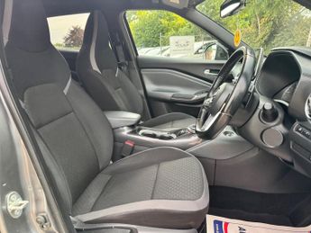 Nissan Juke 1.0 DIG-T N-Connecta DCT Auto Euro 6 (s/s) 5dr