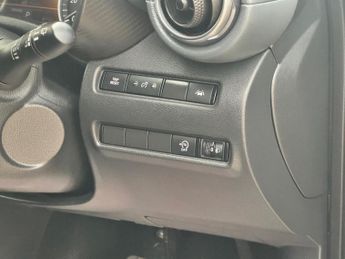 Nissan Juke 1.0 DIG-T N-Connecta DCT Auto Euro 6 (s/s) 5dr