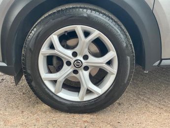 Nissan Juke 1.0 DIG-T N-Connecta DCT Auto Euro 6 (s/s) 5dr