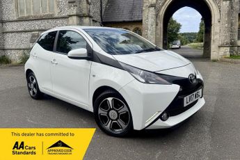 Toyota AYGO 1.0 VVT-i x-clusiv3 x-shift Euro 6 5dr