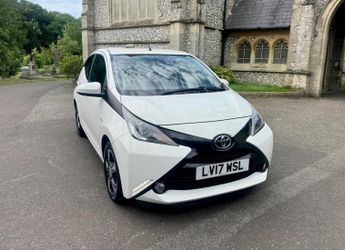 Toyota AYGO 1.0 VVT-i x-clusiv3 x-shift Euro 6 5dr