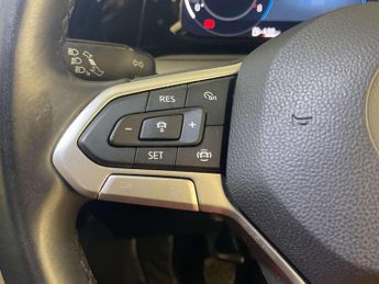 Volkswagen Golf 1.5 TSI Life Hatchback 5dr Petrol Manual Euro 6 (s/s) (150 ps)