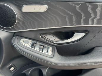 MERCEDES-BENZ GLC 2.0 GLC250 AMG Line SUV 5dr Petrol G-Tronic 4MATIC Euro 6 (s/s) 