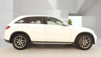 MERCEDES-BENZ GLC 2.0 GLC250 AMG Line SUV 5dr Petrol G-Tronic 4MATIC Euro 6 (s/s) 