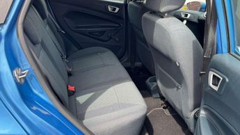 Ford Fiesta 1.4 Zetec Hatchback 5dr Petrol Automatic (154 g/km, 94 bhp)