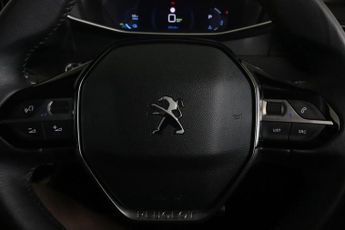 Peugeot E-208 50kWh Allure Premium + Auto 5dr (7.4kW Charger)