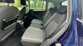Volkswagen Tiguan 2.0 TDI BlueMotion Tech SE Navigation DSG Euro 6 (s/s) 5dr