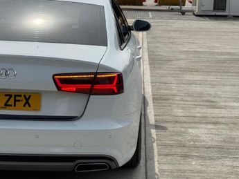 Audi A6 Saloon 2.0 TDI ultra S line S Tronic Euro 6 (s/s) 4dr