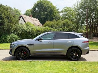 Jaguar F-PACE 2.0 D200 MHEV R-Dynamic Black Auto AWD Euro 6 (s/s) 5dr