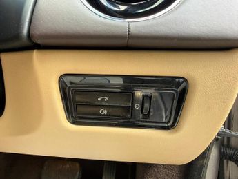 Jaguar XJ 3.0d V6 Premium Luxury Auto Euro 5 4dr