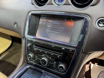 Jaguar XJ 3.0d V6 Premium Luxury Auto Euro 5 4dr