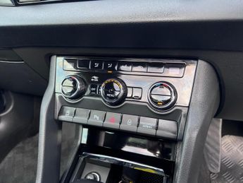 Skoda Karoq 1.5 TSI ACT SE Technology DSG Euro 6 (s/s) 5dr
