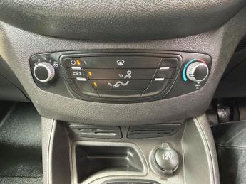 Ford Transit Courier 1.0 EcoBoost Panel Van 4dr Petrol Manual L1 Euro 5 (100 ps)