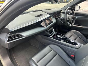 Audi e-tron GT 93.4kWh Auto quattro 4dr
