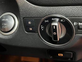 Mercedes-Benz GLA 1.6 GLA200 SE (Executive) 7G-DCT Euro 6 (s/s) 5dr