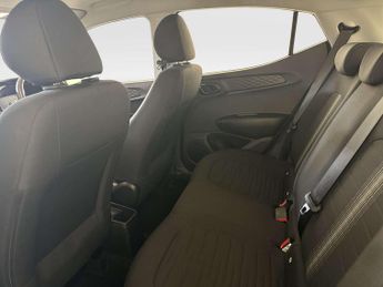 Hyundai i10 1.0 Advance Hatchback 5dr Petrol Auto Euro 6 (s/s) (67 ps)